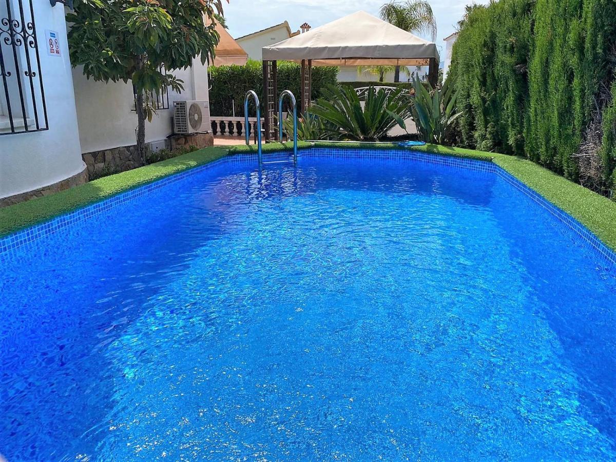 Family Beach Villa Rubens 奥利瓦 外观 照片